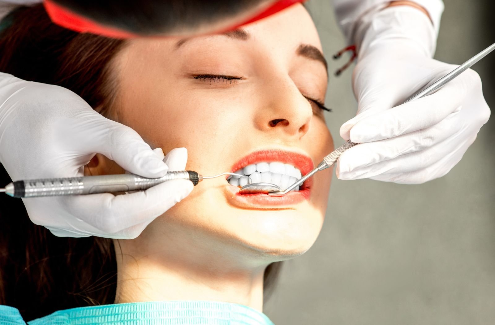 Teeth cleaning in Ancaster