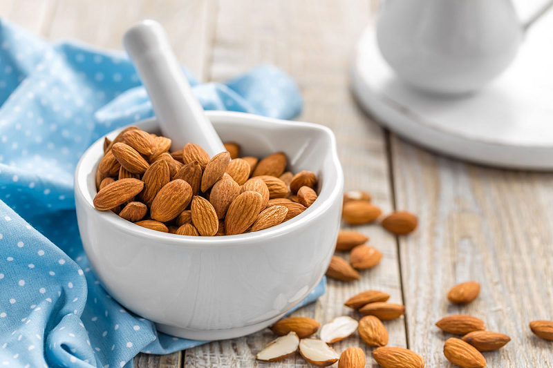 6 Almonds Benefits Supported by Science